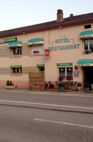 HÔTEL-RESTAURANT À MARVILLE